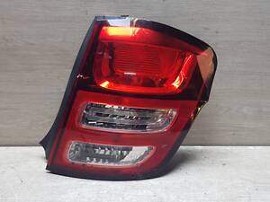 Фонарь задний (стоп) правый Citroen C3 2 поколения 2009-2016p. рестайл VALEO диффект