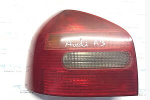 Ліхтар задній лівий Audi A3 8l 8l0945258