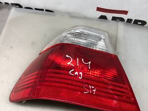 Ліхтар задній лівий біло-червоний BMW 3-series E46 Седан /S17/