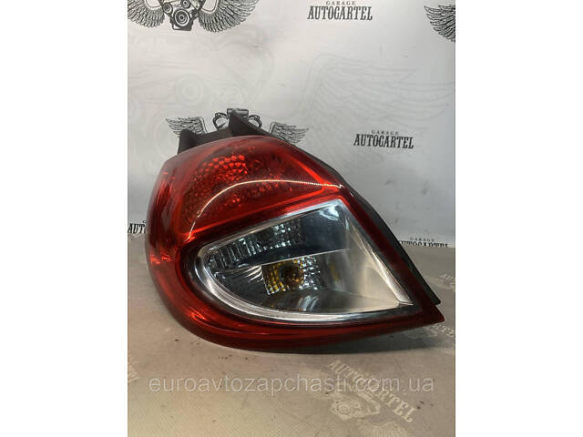 Задний левый фонарь Renault Clio 3 Хетчбек 8200886944 - Фото 1