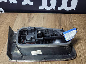 Фонарь задний правый внутренний ( лифтбек ) 8200002476 Renault / РЕНО LAGUNA II / ЛАГУНА 2