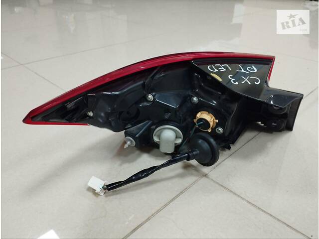 Фонарь задний правый внешний LED на Mazda CX-3 2015-2018г. - DB2R51150 - MAZDA - Фото 4
