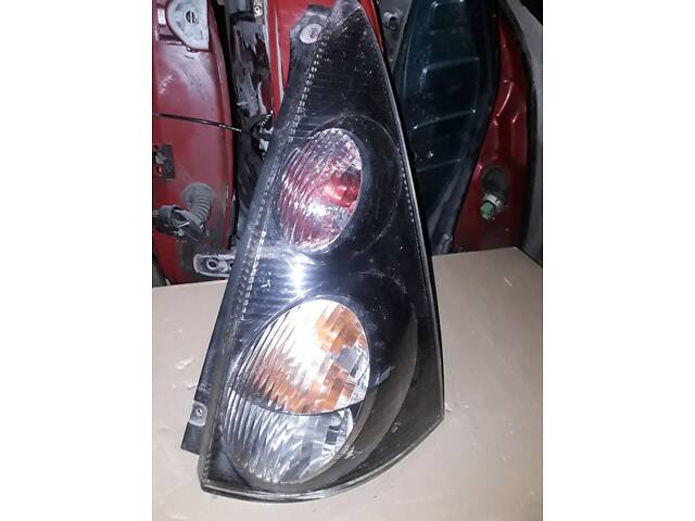 Задний правый фонарь Citroen C1, Peugeot 107, Toyota Aygo I (2005-2014) 81550-0H060 С ДЕФЕКТОМ - Фото 2