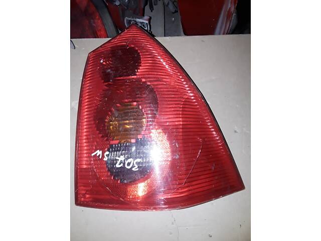 Задний правый фонарь Peugeot 307 SW (2001-2005) универсал 26674T0206 С ДЕФЕКТОМ - Фото 1