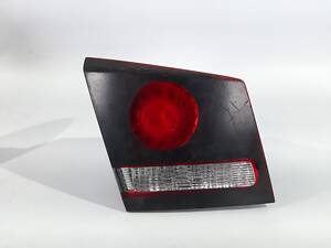 Фонарь задний правый внутренний Dodge Journey 2011-2019 68078516AE Dodge Journey