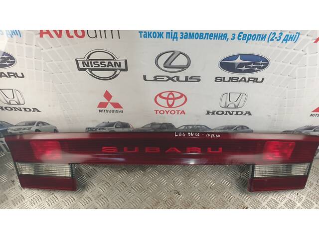 Задний центральный фонарь (рассеиватель) 84251AE05A Subaru Legacy 1998-2002 - Фото 2