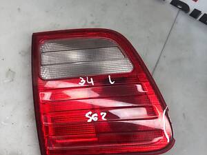 Ліхтар задній внутрішній лівий Mercedes-Benz W210 (дефект) A2108202364 /S62/