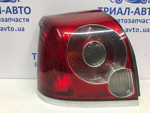 Фонарь задний наружный левый Toyota Avensis T25 1.8 БЕНЗИН 1ZZFE 2003 (б/у)