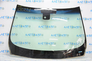 Лобовое стекло Infiniti JX35 QX60 13- под датчик дождя и камеру, неоригинал, воздух по кромке, песок, тычки