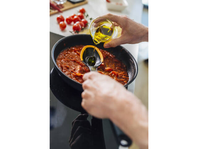 Ложка кухонна Fiskars Functional Form (1027299) - Фото 2