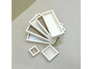 Лоток дерев'яний 35 * 35 * 4 см (фанера)