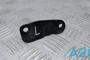 LR095809 - Б/У Кронштейн амортизатора крышки багажника на LAND ROVER RANGE ROVER SPORT (L320) 5.0 4x4 