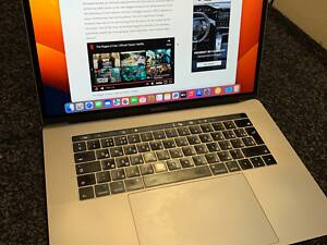 MacBook PRO 15' 256 GB 2017 (MPTR2)