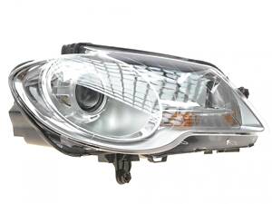 MAGNETI MARELLI 711307022688 Фара (R) VW Touran 03-10 (H7/H7)