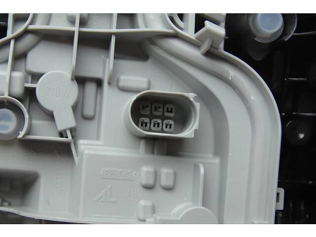 MAGNETI MARELLI 714021910705 Фонарь задний Audi A3 03-12 (L) - Фото 4