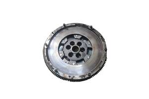 Маховик демпферный D240 04L105266B VW Caddy III 04-15, Golf VI 09-14, Tiguan 08-16, PASSAT B7 10-15; AUDI Q3 11-18, Q3 1