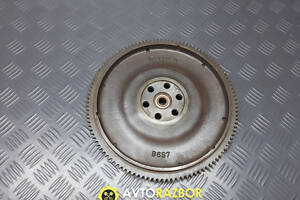 Маховик на 1.3-1.5 16V двигатель Z5, ZL B6S711500 для Mazda 323 BA, BJ, 323F 1994-2004 год