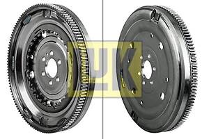 Маховик VW GOLF (5K1) / VW CC B7 (358) / SEAT LEON (5F1) / VW TOURAN (1T3) 2004-2021 г.