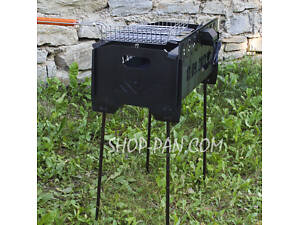 Мангал на довгих ніжках із вбудованою шашличницею та мотором на 8 шампурів 2 мм