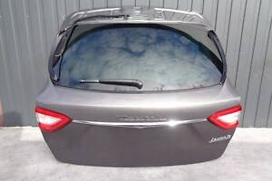 Maserati Levante 17 r крышка багажника