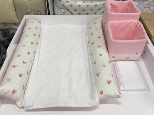 Матрас пеленальный на комод текстильный мягкий + 2 пеленки + корзинки Сердечки