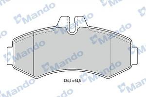Комплект гальмівних накладок, дискове гальмо Mando MBF015660