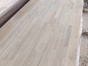 меблевий щит з дуба та дубова дошка