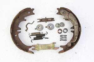 Механизм тормозной правый Toyota RAV-4 II 2000-2005 4761128030