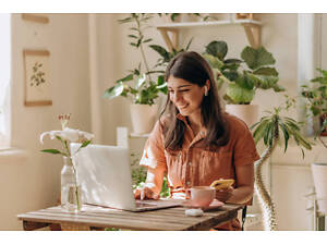 Менеджер по рекламе, удаленно.