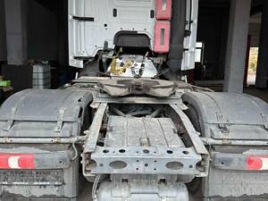 Mercedes-Bebz Actros по запчастинам