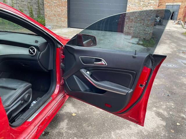 Mercedes Benz CLA 250 C117 - Фото 2