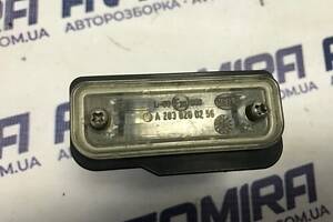 Фонарь подсветки номера Mercedes-Benz E-Class W211 2002-2006 A2038200256