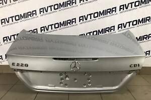 Кришка багажника Mercedes-Benz E-Class W211 2002-2009 A2117500375