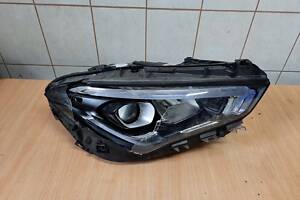 MERCEDES CLA W118 LED 18- ФАРА ПРАВА