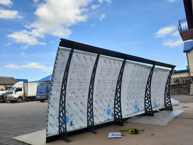 Металический сборный навес (козырек) над дверью Dash'Ok 4,05x1 м Hi-tech, тем-серый, мон 4 мм, прозр - Фото 3