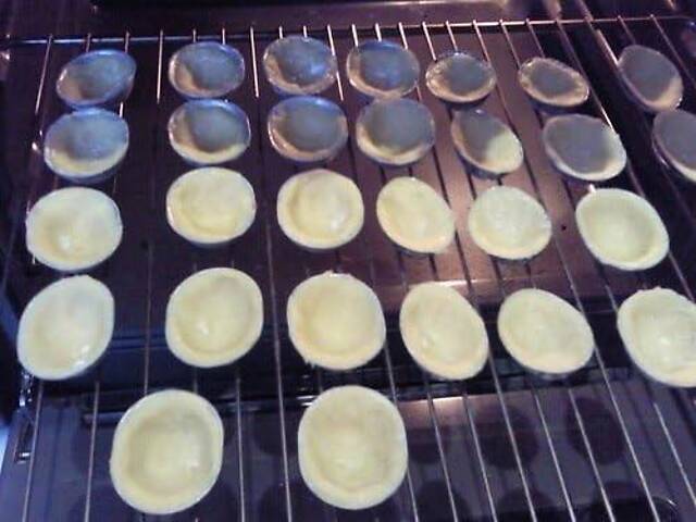 Металеві формочки порційні для випікання печива горішки 20 - Фото 2