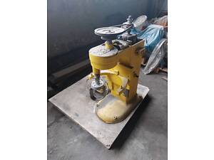 Миксер для смешивания. Продам