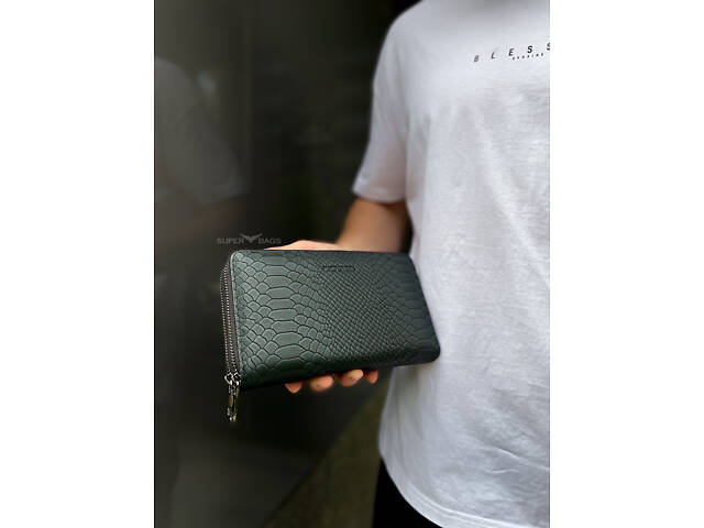 Місткий чоловічий клатч на два відділення з натуральної шкіри з тисненням під рептилію MC Коричневий Зелений - Фото 2