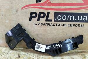 Mitsubishi ASX 2010- Кронштейн кріплення направляюча бампера задня права 6410D562