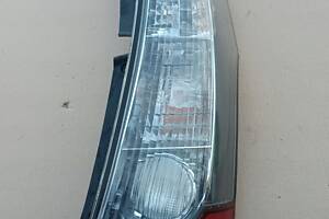 Mitsubishi grandis фара правый зад europa led