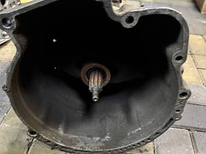 МКПП 5-ступенчатая BMW E30 E28 E34 23001221870