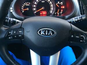 Многофункциональные кнопки 12пин круиз-контроля на руле Kia Sportage SL 10-15 Кнопки мультимедиа Киа Спортедж