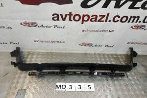 MO0335 JK6217778AA молдинг радиаторной решетки Land Rover Range Rover Sport 18- 41_02_02