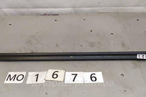 MO1676 5JJ839479A уплотнитель Стекла двери зад VAG Rapid 12- Spaceback 42_01_01