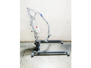 Мобільний підйомник Invacare Birdie