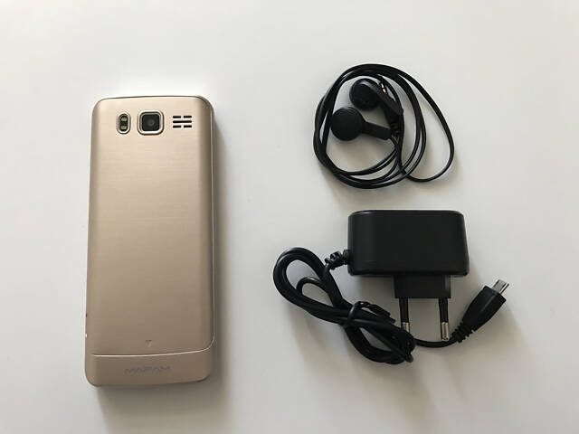 Мобільний телефон на 4 сімкарти - Фото 3