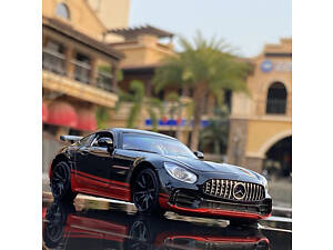 Модель автомобіля Mercedes Maisto AMG GT зменшена 1:32 зі фарами, що світяться, і звуковими ефектами мотора.