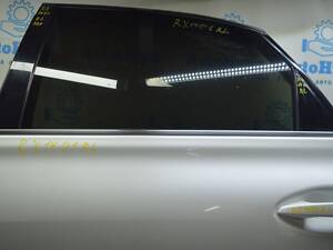 Молдинг дверь-стекло центральный задний левый Lexus RX350 RX450h 10-15 хром 75740-0E020