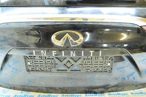 Молдинг двери багажника нижний Infiniti QX50 19- 908165NA1B