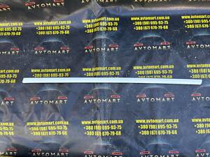 Молдинг двери передней левой BLACK Tesla mY 1621166-00-b Молдинг двери левый Tesla Y новый оригинал 1495712-00-d